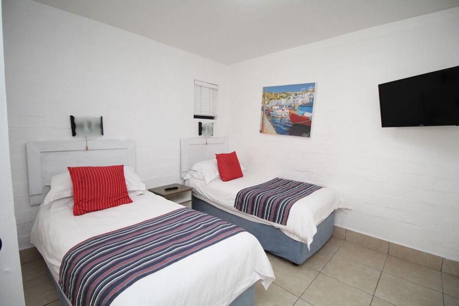 2 Bedroom Property for Sale in Mykonos Western Cape